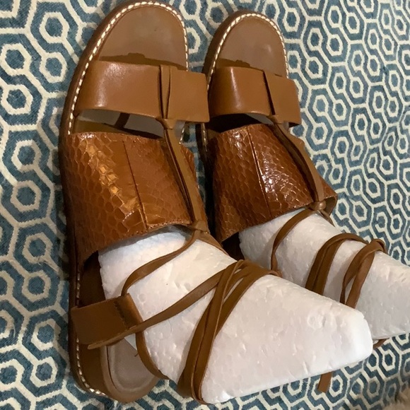 Vince Anke Wrap Cognac Leather front/back tie 3/4” wedge shoe very little wear - Picture 2 of 6